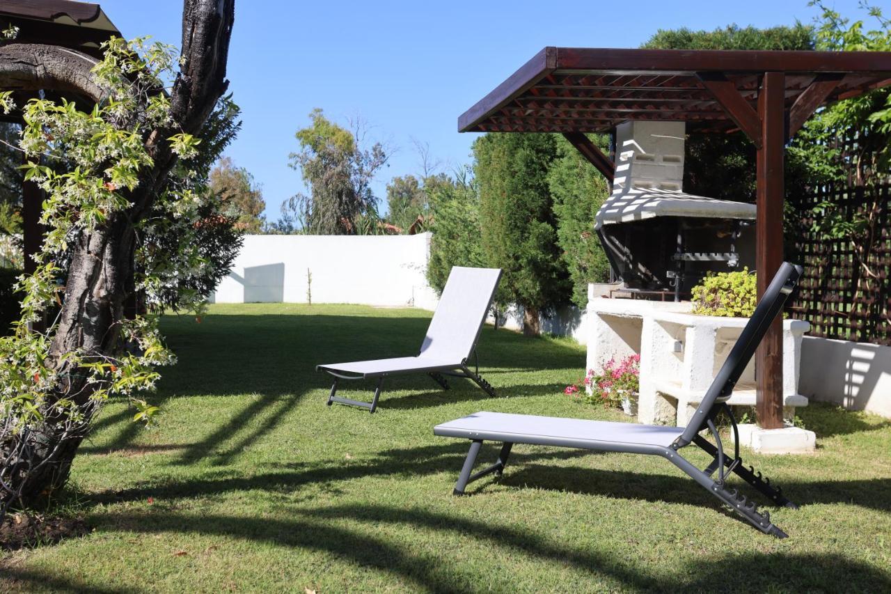 K-Home Villa, Your Enchanting Getaway Pefkochori Exterior foto